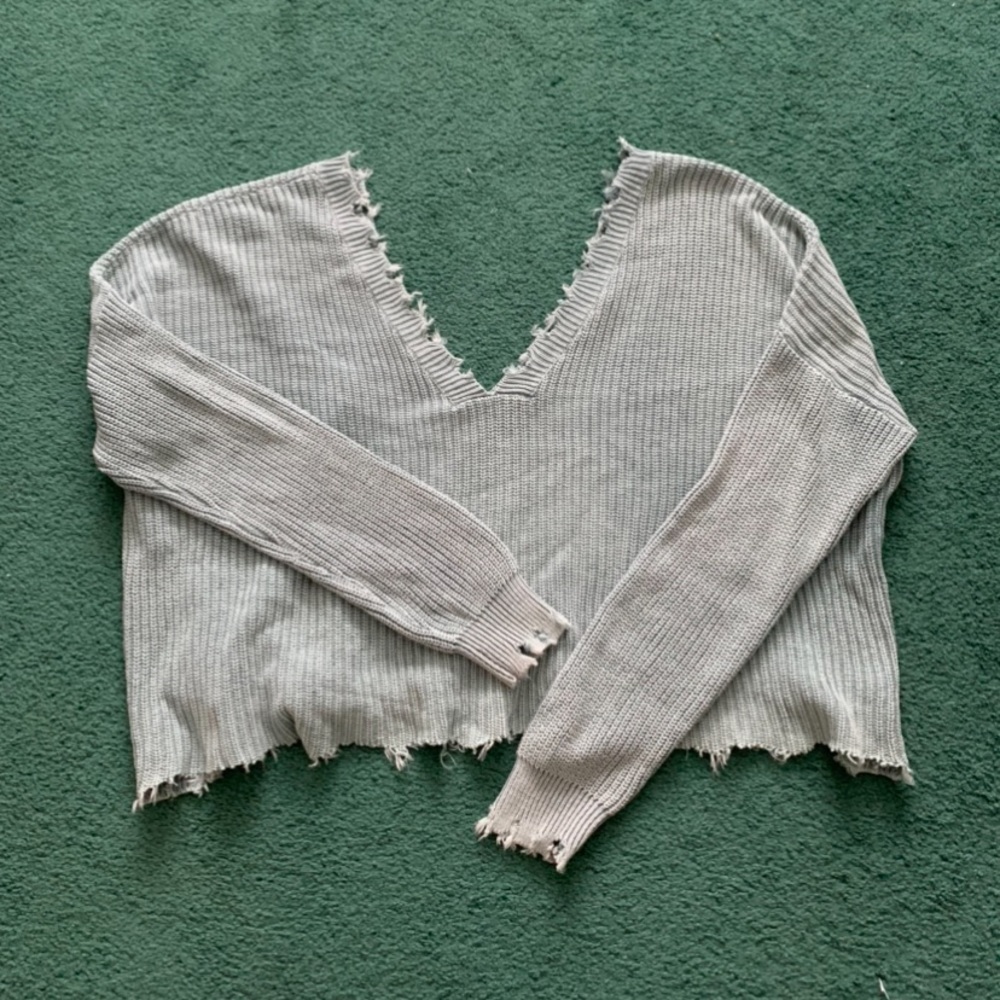 {FATE} Distressed Green Crop Sweater - Picture 2 of 7